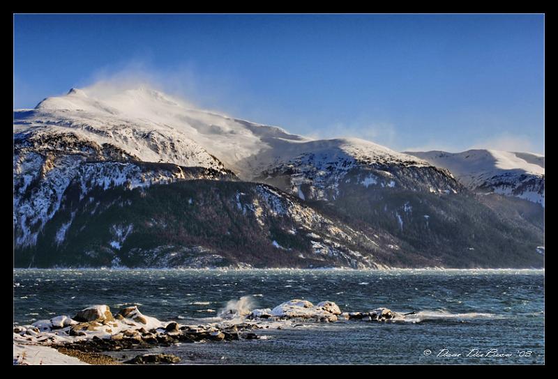 tanani_point_1534.jpg - Tanani Point with ice covered rocks